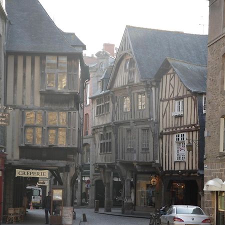 Le Medieval - Hotel Le Challonge Dinan Kültér fotó